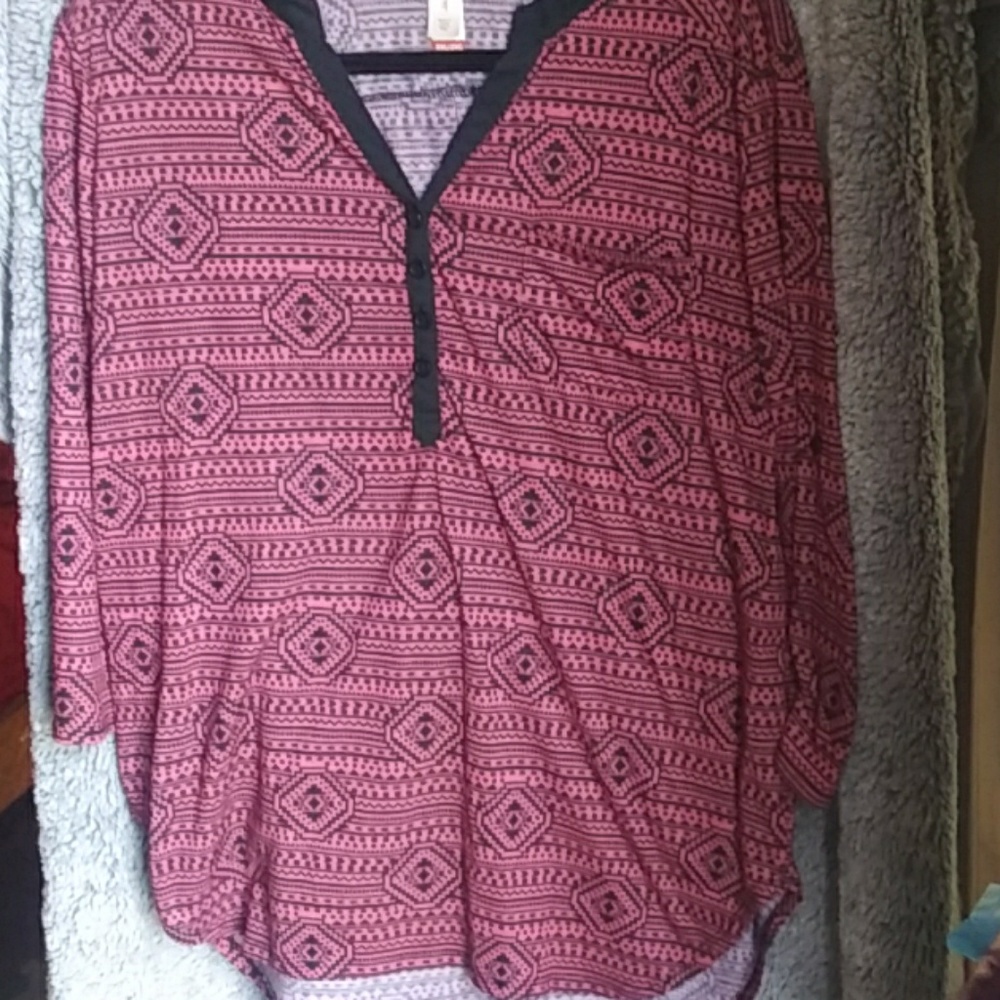 Tribal stripe design blouse